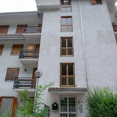 Mansardato In Apartment Lurisia
